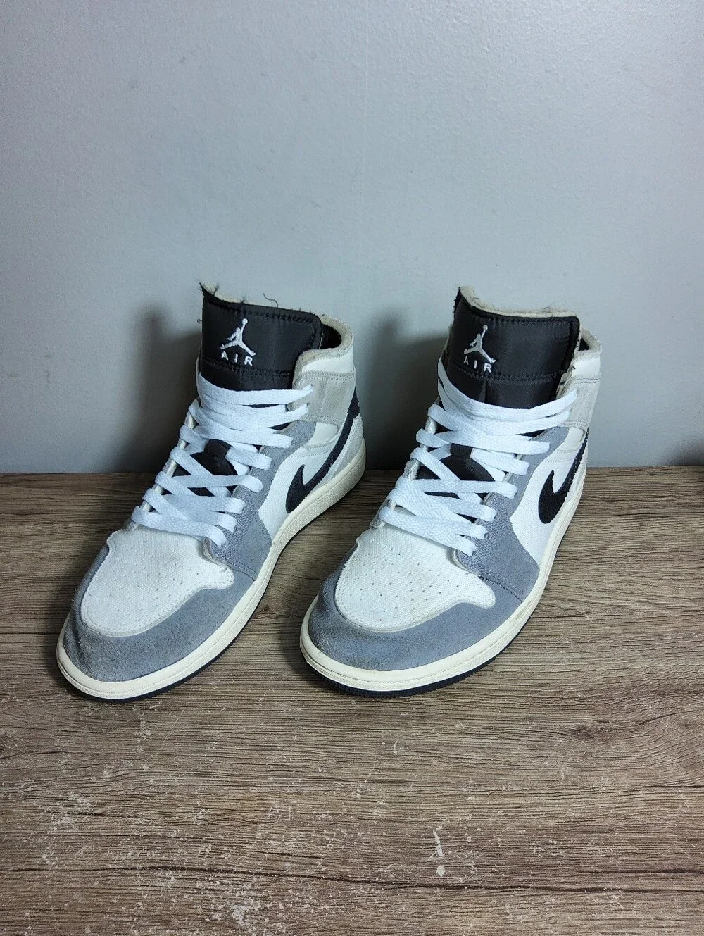 Air Jordan 1 Men's Size 7 Gray Black Gray Basketball Shoes DZ4136-002. W/ Box